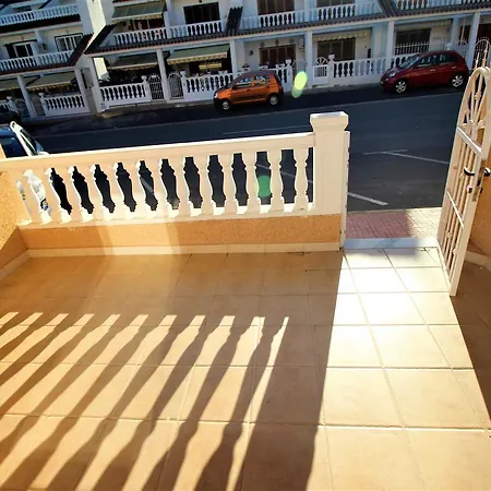 Best House Espuna Semesterbostad