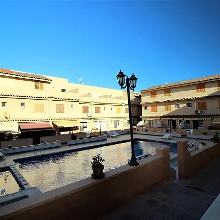 Best House Espuna Semesterbostad