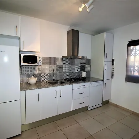 Best House Espuna Semesterbostad